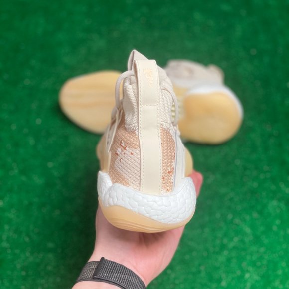 Adidas Crazy BYW X Pharrell Hu Mens Basketball Shoes Beige Camo EE6005 NEW Sz 8 - Picture 3 of 4